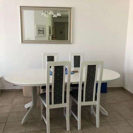 Kings Palace - Fabulous Pool-Side 2 Bed Apartment Paphos Bagian luar foto